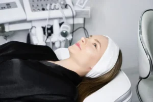 tratamiento-laser-para-manchas-en-la-piel-clinica-dermatologia-robotica (2)