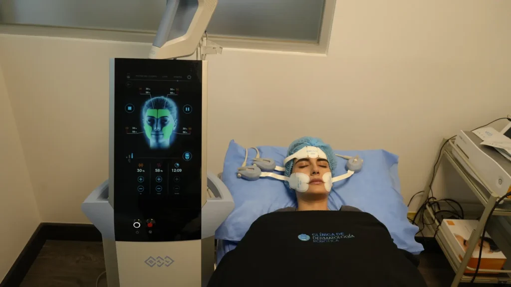 manchas negras en la piel | Clínica de Dermatología Robótica Tratamiento de arrugas- clinica de dermatologia robotica