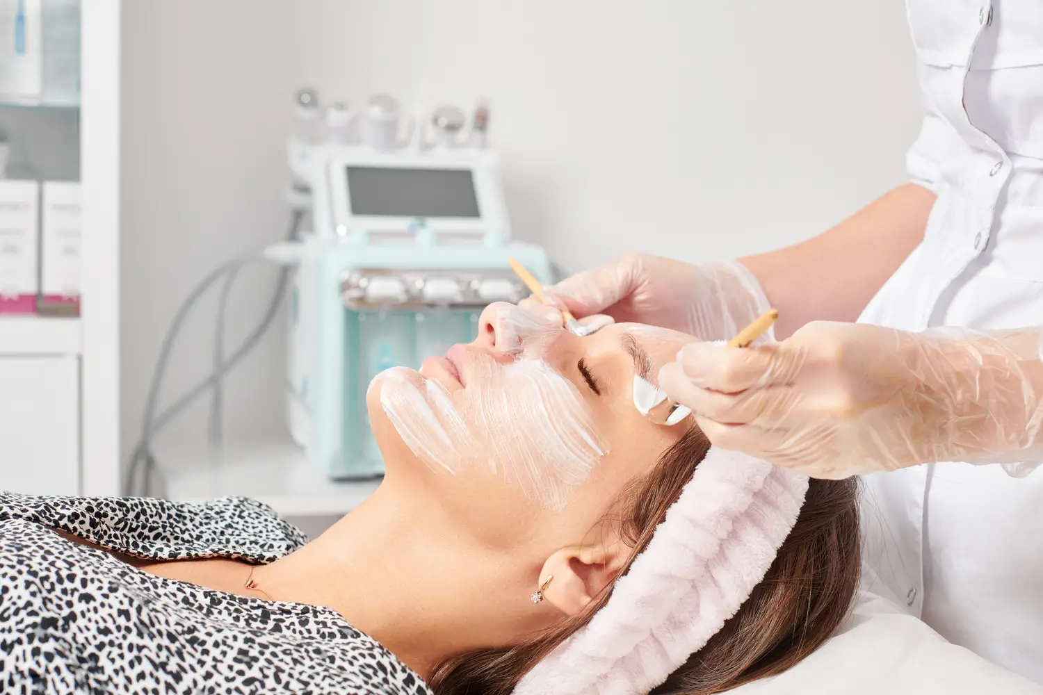Blog dermatología robótica | Clínica de Dermatología Robótica Tratamiento facial con Stellar M22® en clínica dermatológica - clinica de dermatología robótica